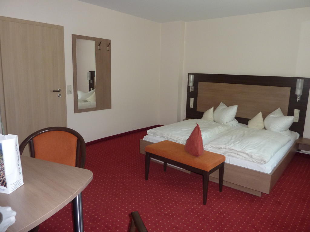 Hotel Gasthof Koenig Karl Freudenstadt Habitación foto